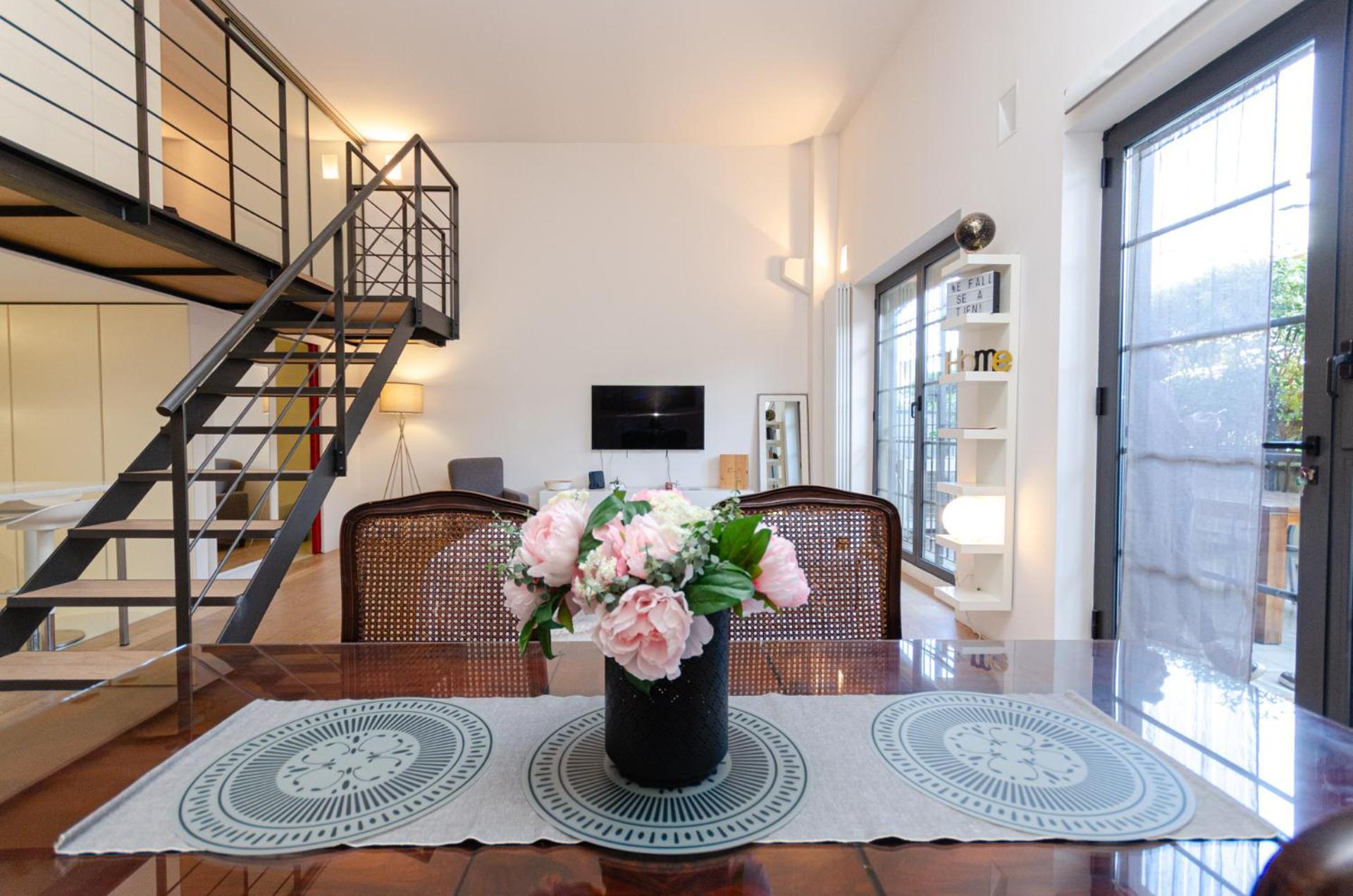 Vivimihome Loft Su Due Livelli Con Terrazzo ミラノ エクステリア 写真
